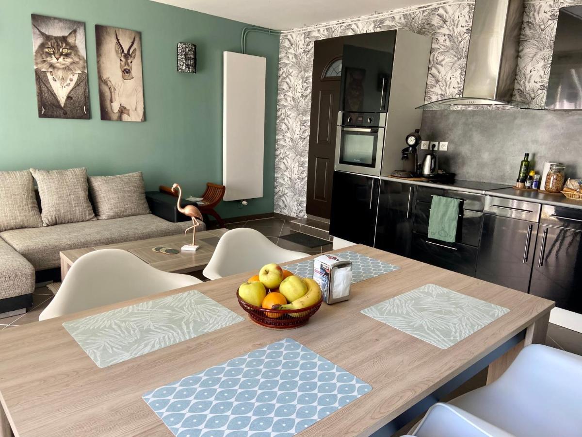 Ferienwohnung Les Perdrix Charleville-Mézières Exterior foto